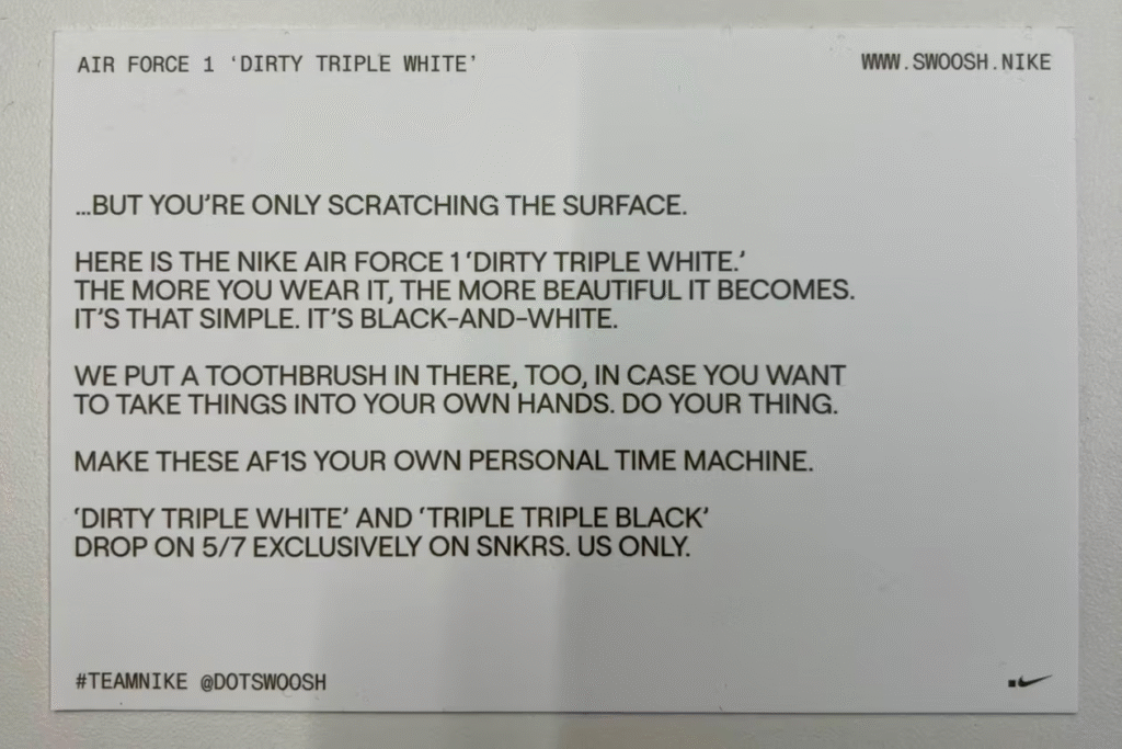 O Nike Air Force 1 Low “Dirty Triple White” que fica mais limpo a cada passo