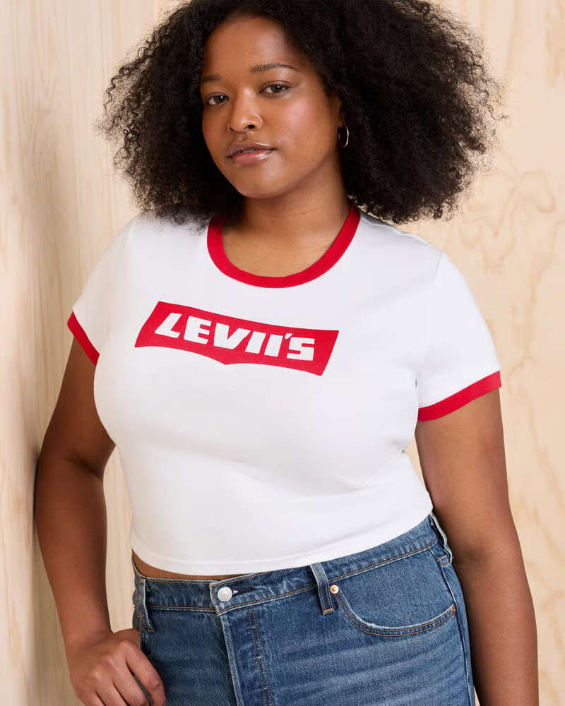 Beyoncé e Levi's lançam coleção exclusiva e reimaginam o jeans americano