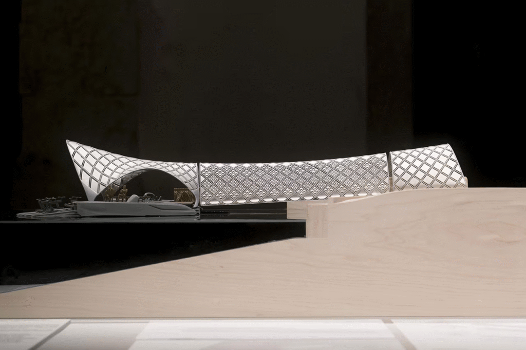 Porsche e Norman Foster apresentam hub futurista de mobilidade em Veneza