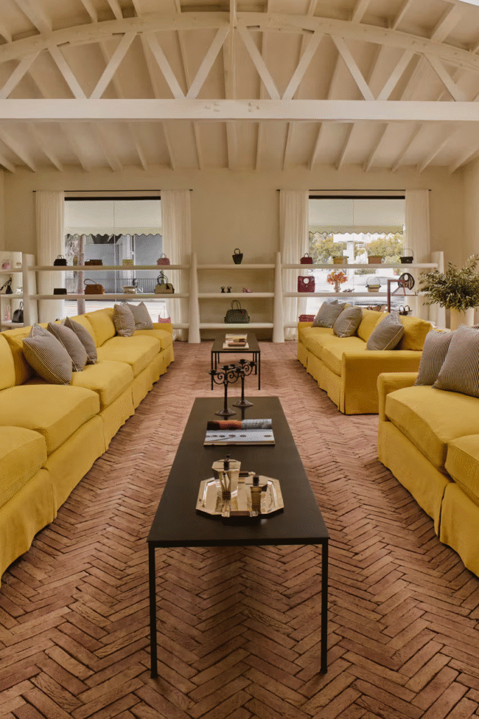Jacquemus consolida expansão com nova holding avaliada em mais de 500 milhões de euros
