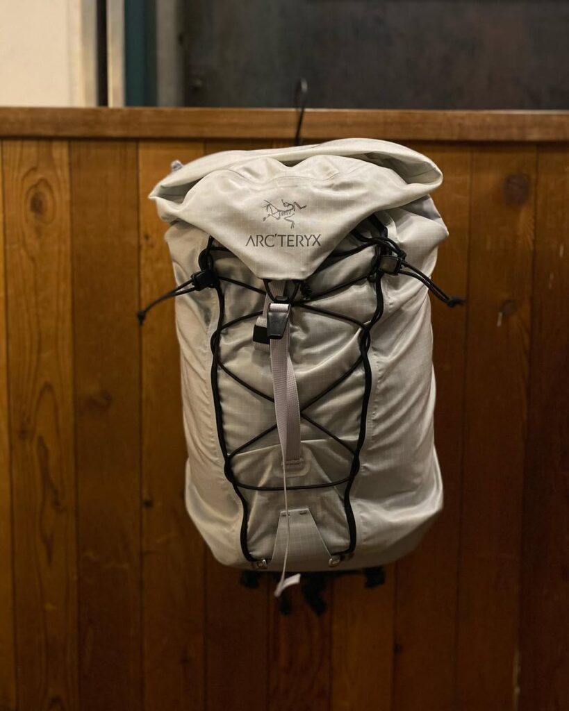 Arc'teryx apresenta Alpha SL 30: a mochila mais leve e tecnológica da marca
