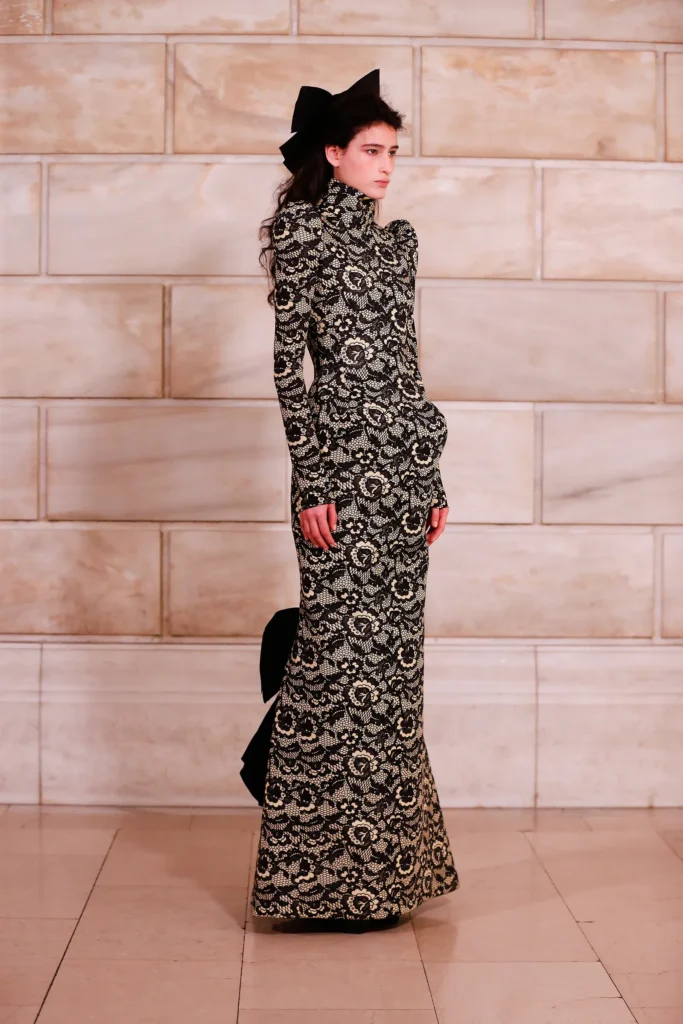 Marc Jacobs desafia o tradicional em coleção Fall 2025 Ready-To-Wear