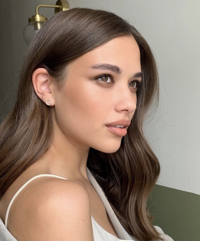 tendência cabelo marrom 2025