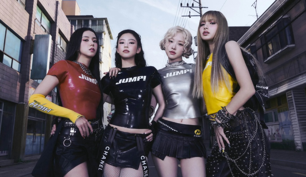 BLACKPINK retorna com "JUMP" e inaugura nova fase musical