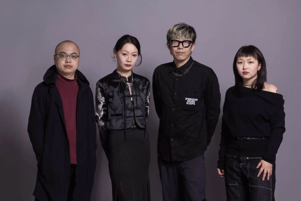 Chanel apoia performance de 8 horas no Power Station of Art, em Xangai