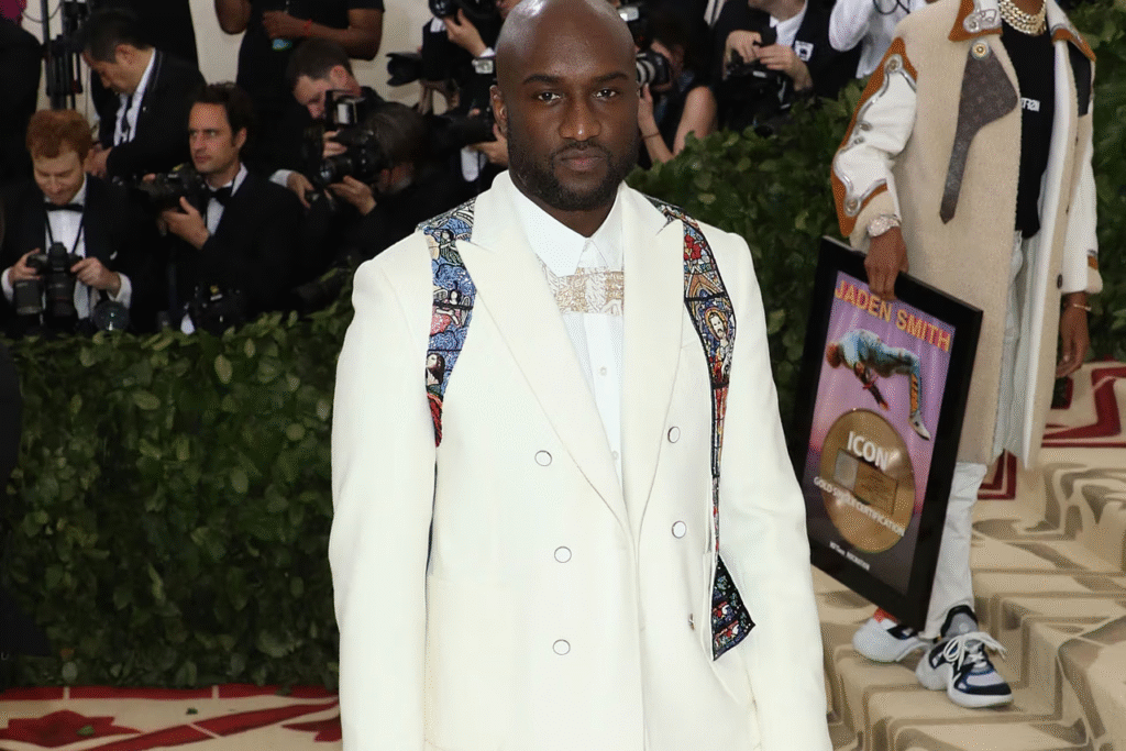 Exposição sobre Virgil Abloh estreia durante a Paris Fashion Week