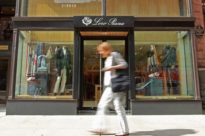Loro Piana, da LVMH, entra em administração judicial na Itália por exploração trabalhista