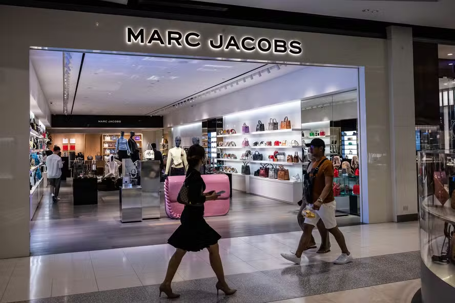 Marc Jacobs pode ser vendida, LVMH busca oferta de US$ 1 bilhão 
