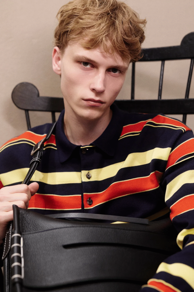 Jonathan Anderson reposiciona JW Anderson com foco em artesanato, design e autenticidade