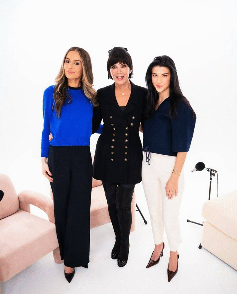 Phoebe Gates, filha de Bill Gates, lança startup de moda com IA