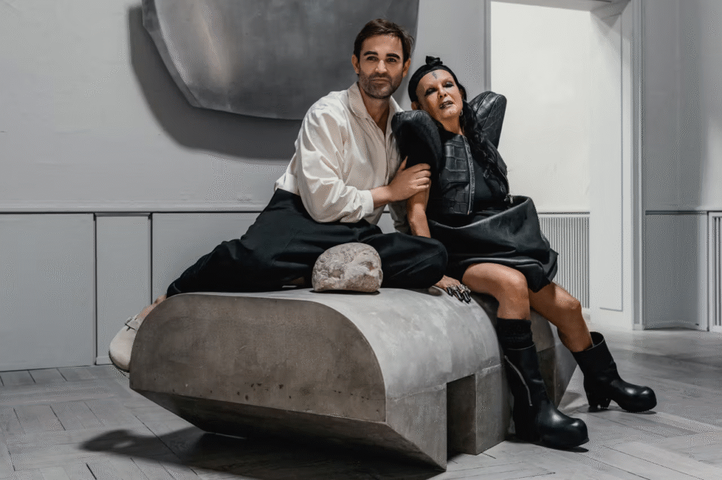 Rick Owens exposição de mobiliário em Copenhague com curadoria de Michèle Lamy e Oliver Gustav