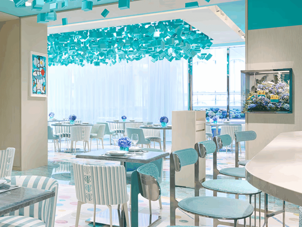 Breakfast at Tiffany’s versão Japão: conheça o Blue Box Café em Ginza
