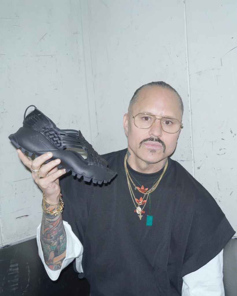 Willy Chavarria lança nova colaboração com a adidas Originals: Oaxaca Slip-On