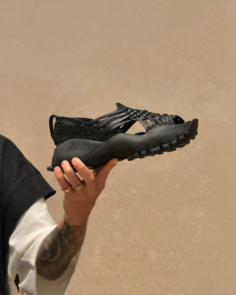 Willy Chavarria lança nova colaboração com a adidas Originals: Oaxaca Slip-On