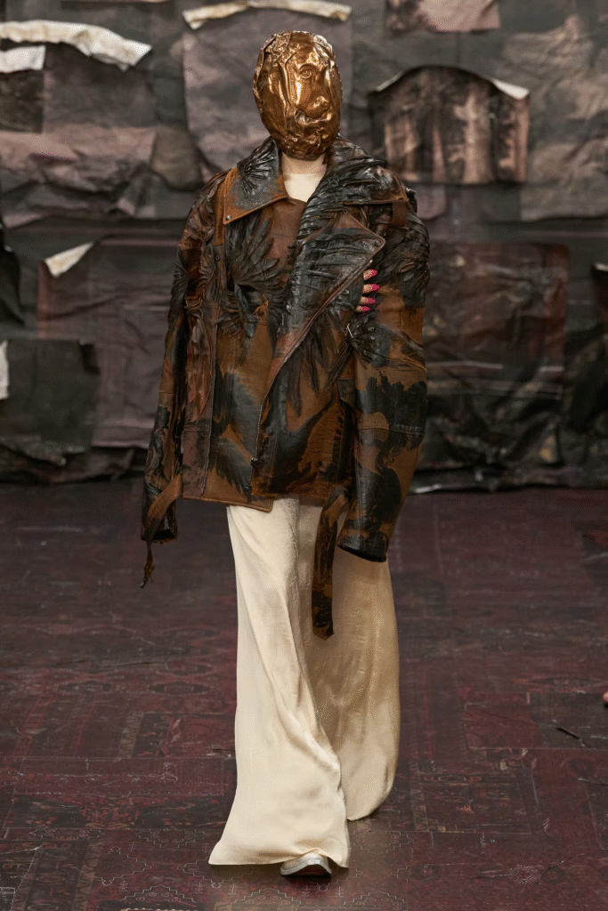 Maison Margiela entra no diálogo entre moda, arte e cultura com a nova Line 2