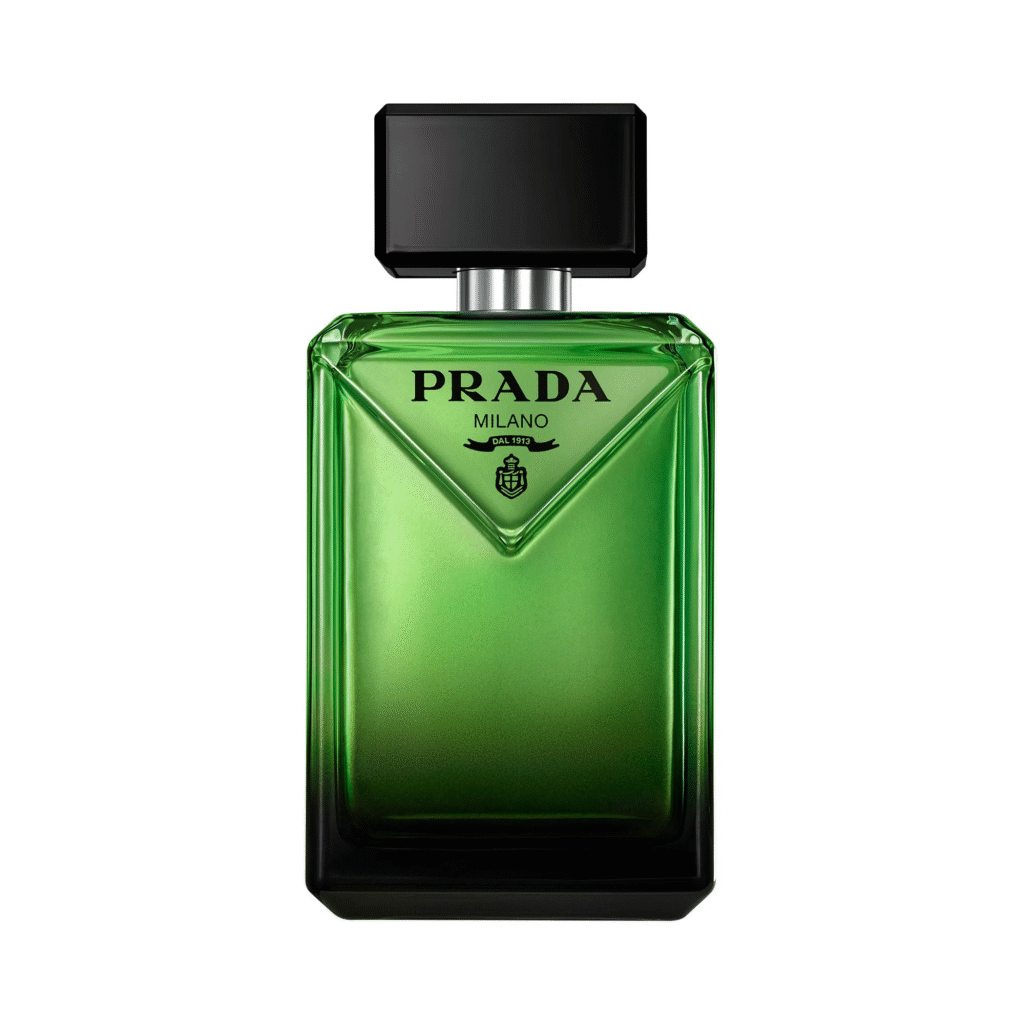 Prada apresenta Paradigme: novo perfume masculino estrelado por Tom Holland