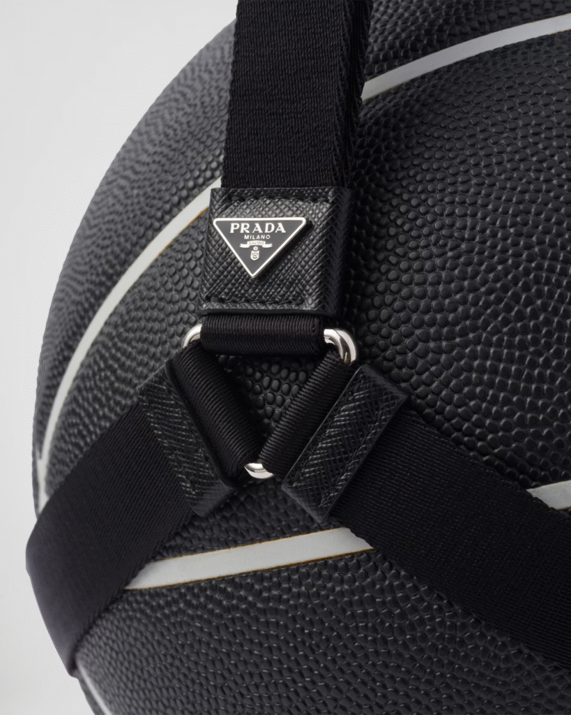 Prada transforma o basquete em peça de desejo com toque de luxo