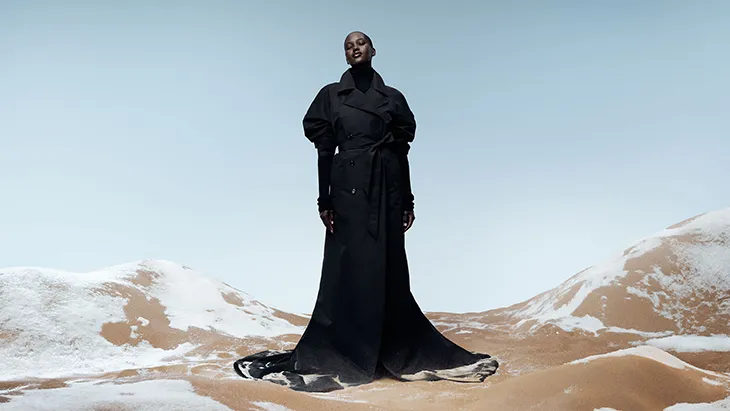 Edward Enninful lança projeto Moncler x EE72 Genius em coleção all-black