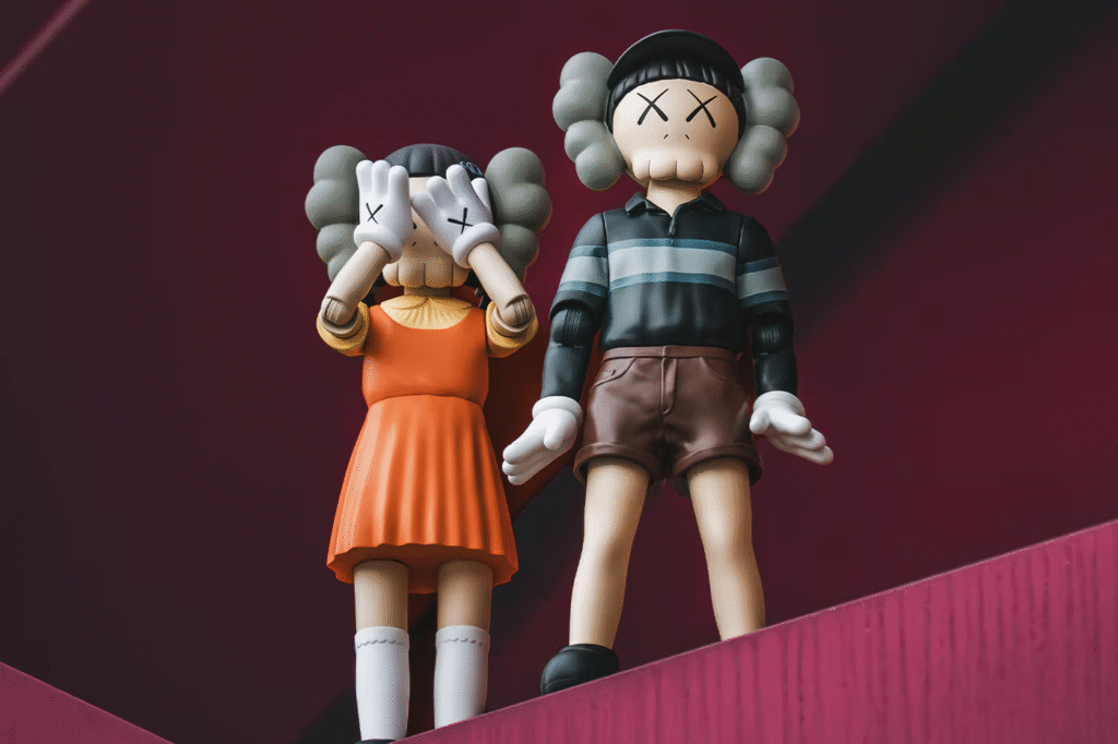 KAWS é nomeado primeiro Artist in Residence da UNIQLO