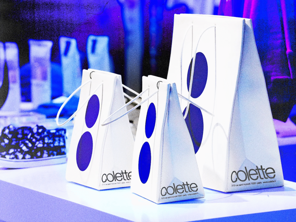 Colette está de volta em Paris, mas só por 10 dias
