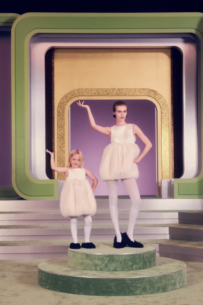 Zara lança coleção da Disney com Harry Lambert