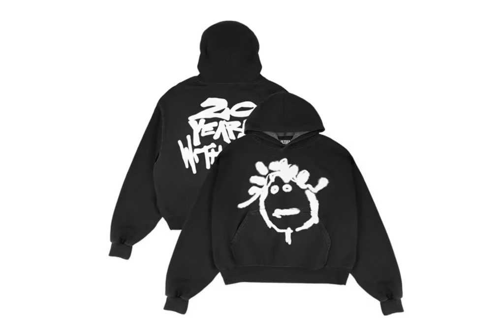 Rihanna lança drop de merch R20 e box set comemorativo