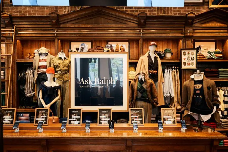 Ralph Lauren lança o bot de IA Ask Ralph para redefinir a experiência de estilo