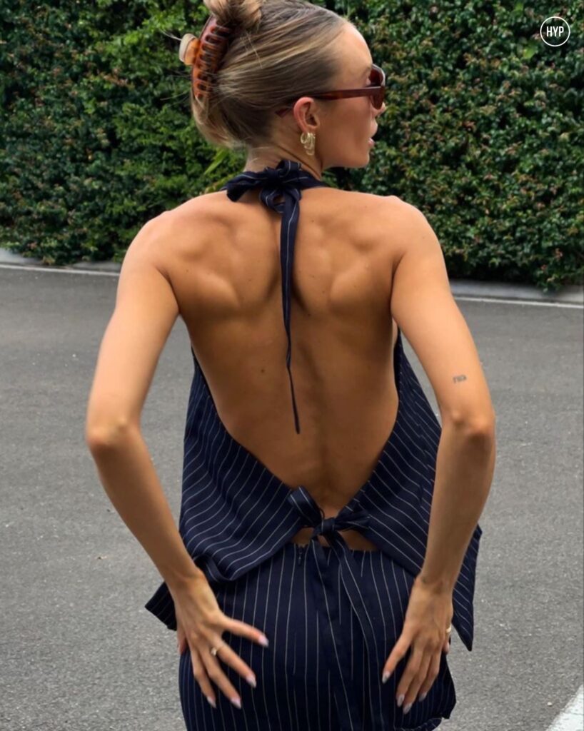 A volta da blusa de frente única: o item mais hot do verão (literalmente!)