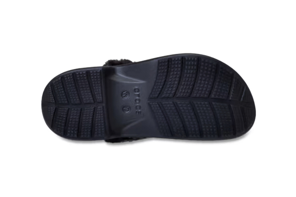 Crocs x T-Pain: as novas botas com pele sintética