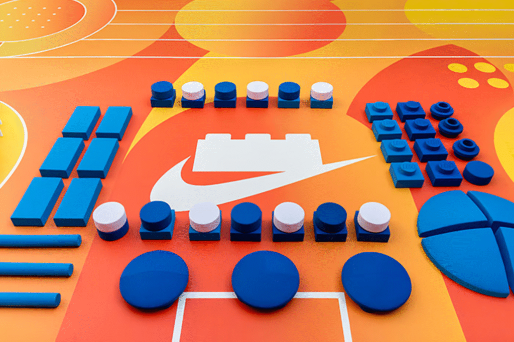 Nike e LEGO transformam playground em Xangai com design modular