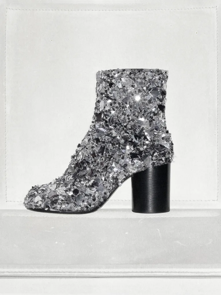 Maison Margiela lança a nova edição do Tabi Collector’s Series