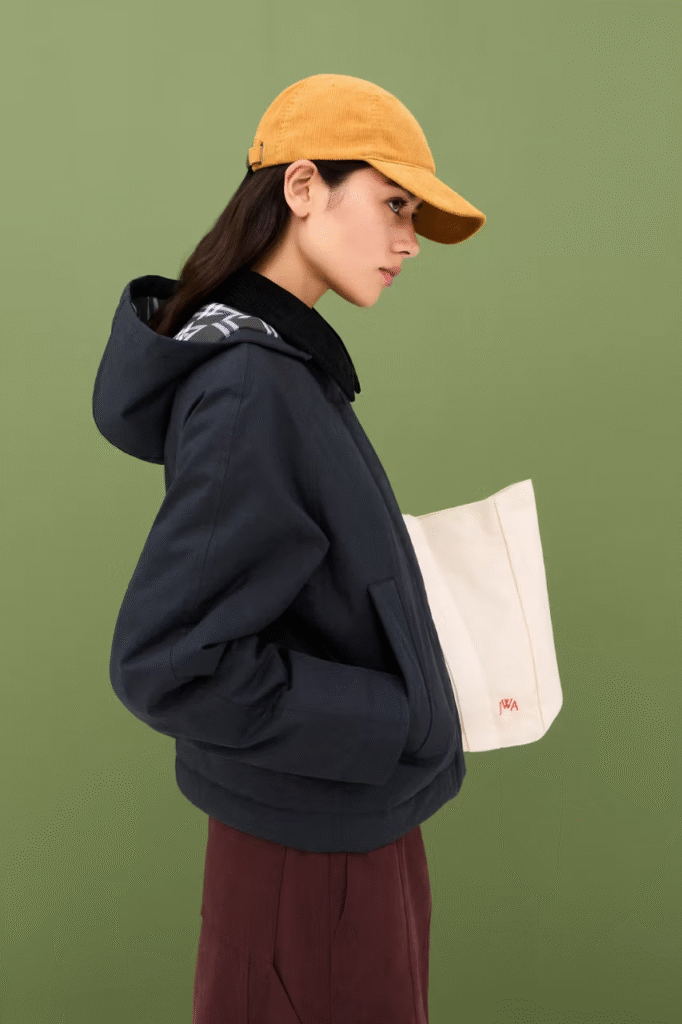 JW Anderson e Uniqlo celebram o inverno com coleção inspirada no Brit-Core