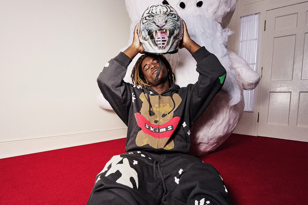 SKIMS e Cactus Plant Flea Market lançam collab para as festas de fim de ano