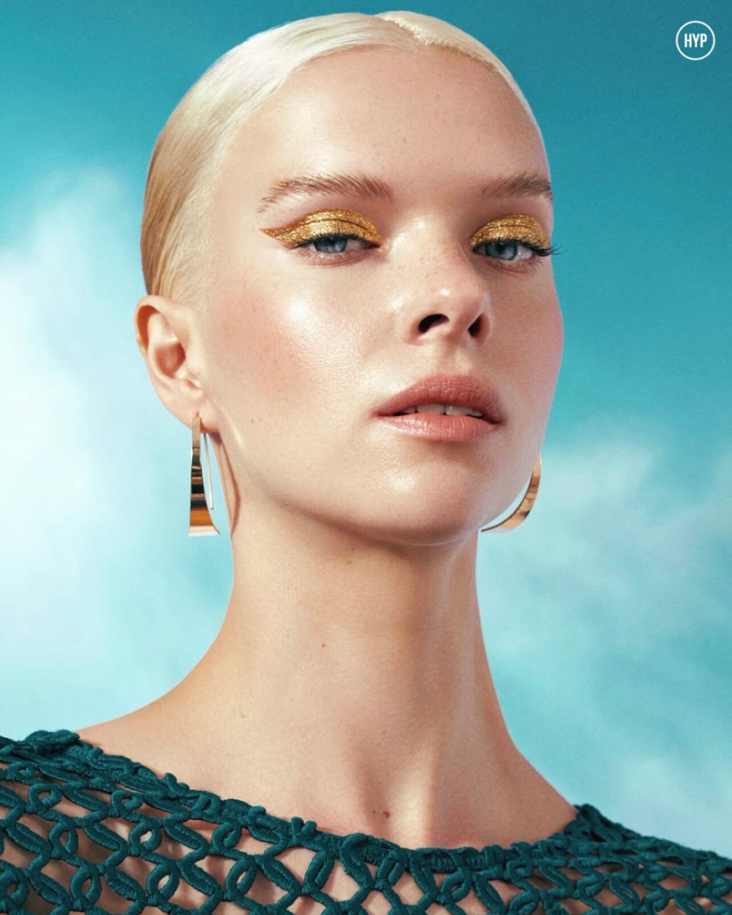 Make Glow Glam é a principal aposta de maquiagem para o Réveillon 2026, com brilho estratégico, pele sofisticada e olhos iluminados.