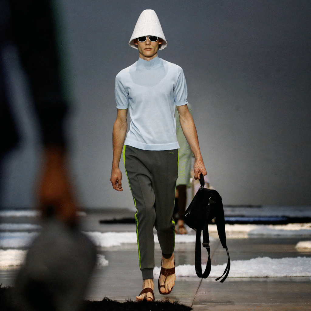 Sandálias feitas na Índia: Prada lança coleção após polêmica