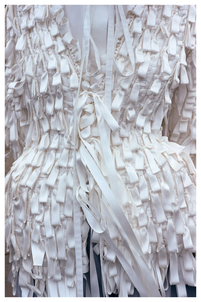 Dior Pre-Fall 2026 Jonathan Anderson redefine o jeans