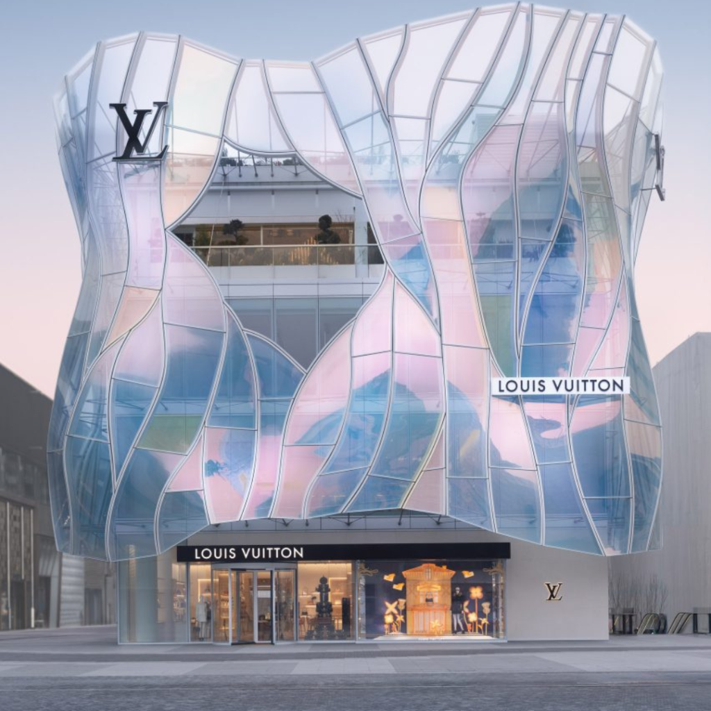 Louis Vuitton Sanlitun transforma arquitetura em moda
