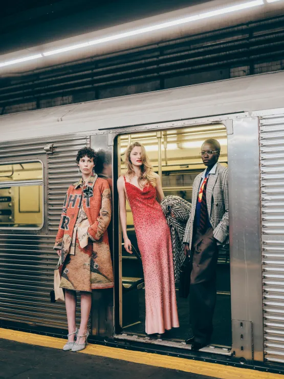 Chanel Métiers: desfile toma o metrô de Nova York em 2025
