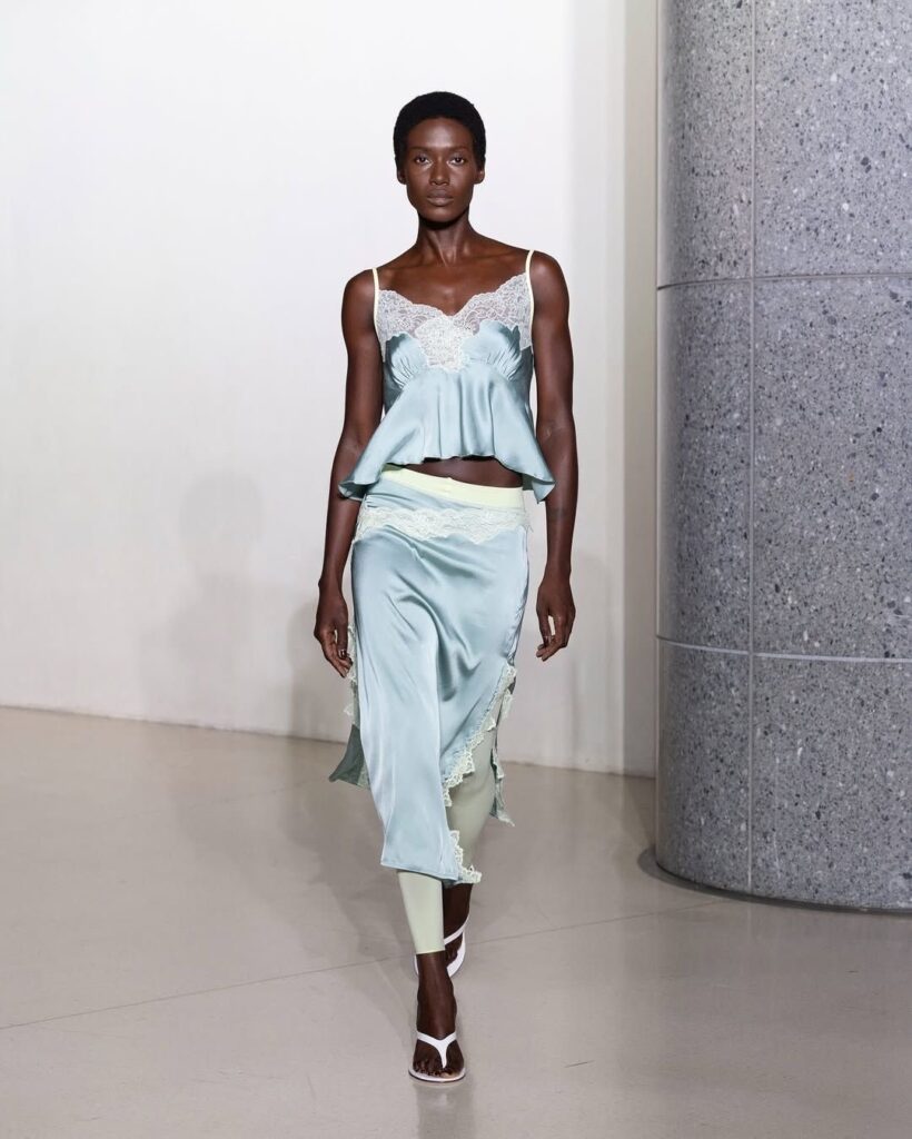 Azul glacial é a color trend que define 2026