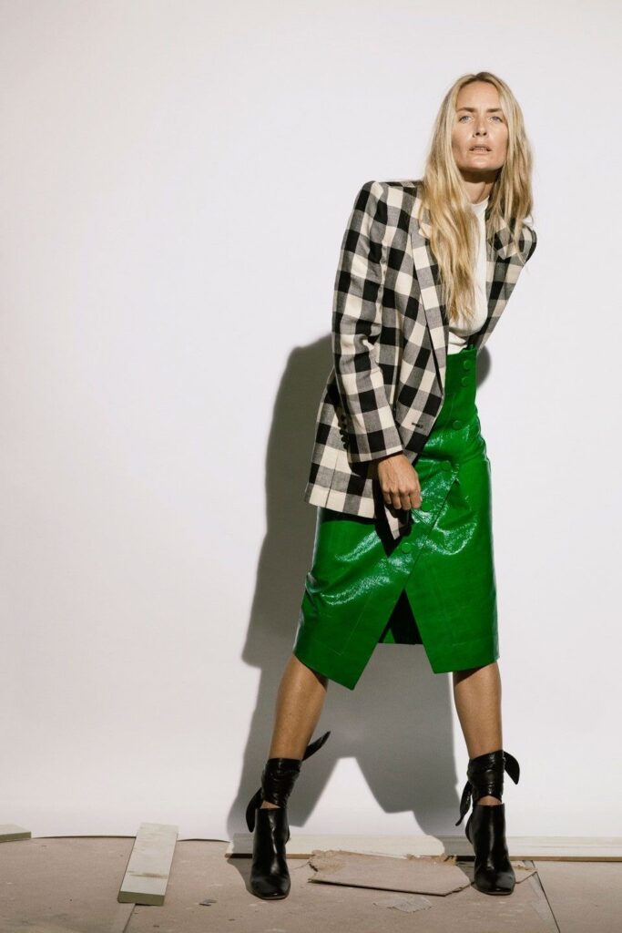 Saia lápis volta a ser destaque na temporada, mas com nova atitude