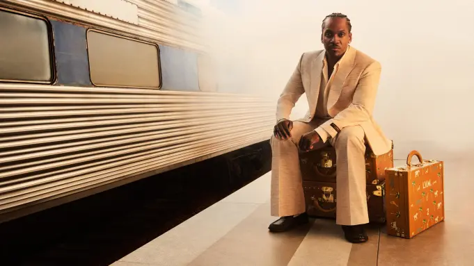 Campanha Louis Vuitton reúne Jeremy Allen White e Pusha T em viagem cinematográfica