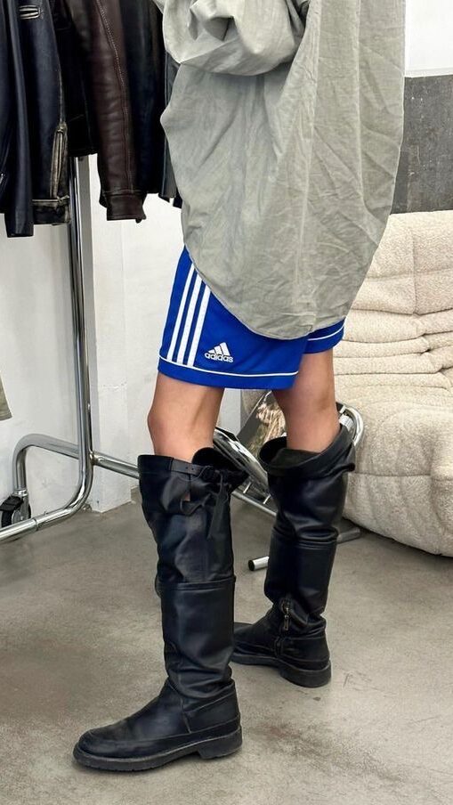 Bermuda esportiva é tendência e redefine o street style atual