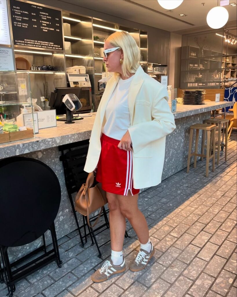 Bermuda esportiva é tendência e redefine o street style atual