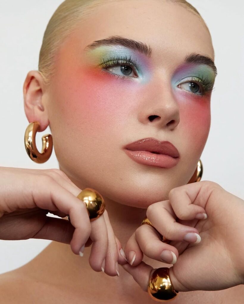 Colorful Makeup para o Carnaval 2026: inspirações, o que é e como fazer