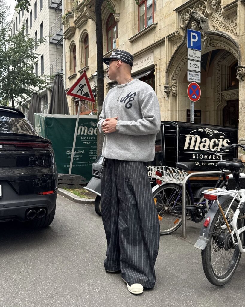 Como usar calça oversized: a tendência que tomou o street style