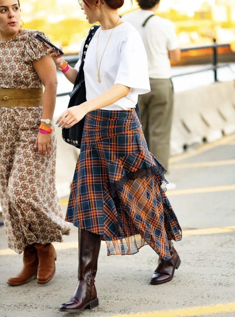 Saia xadrez é tendência no street style