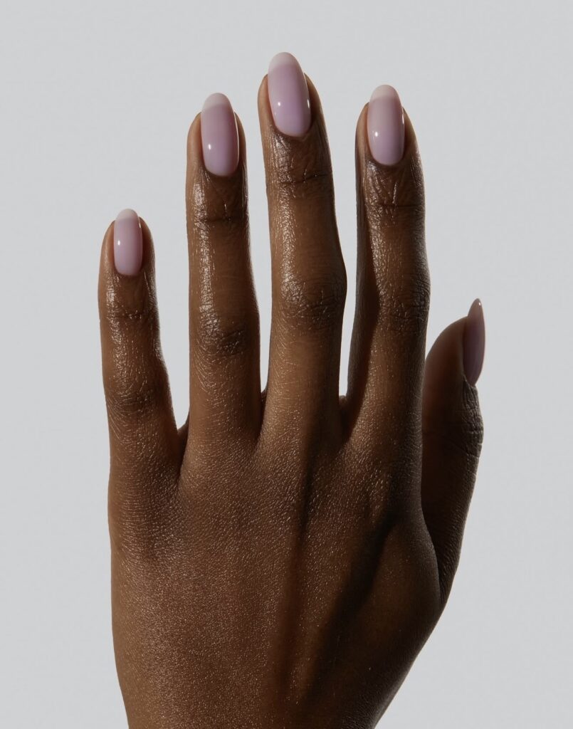 Cores de esmalte em alta que estão dominando a temporada 2026