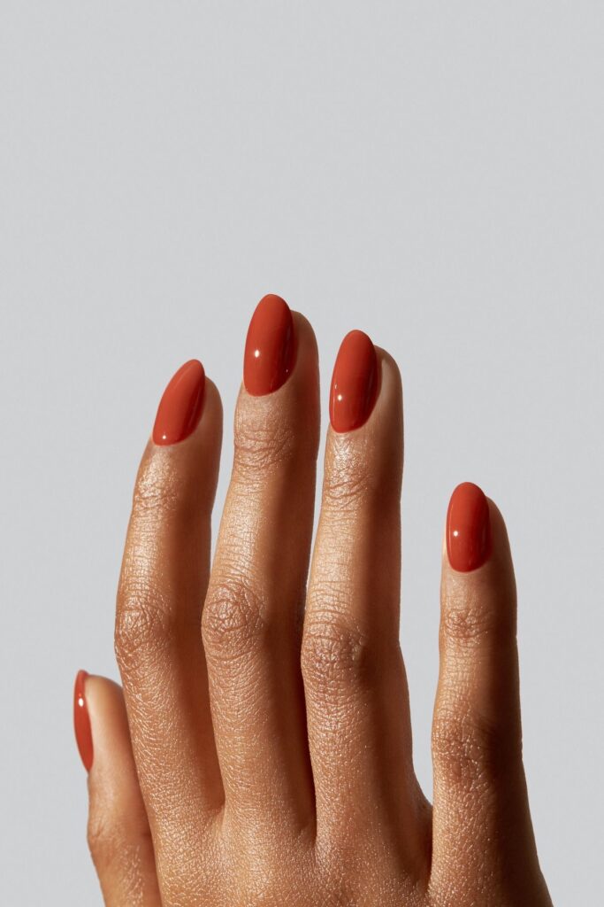 Cores de esmalte em alta que estão dominando a temporada 2026