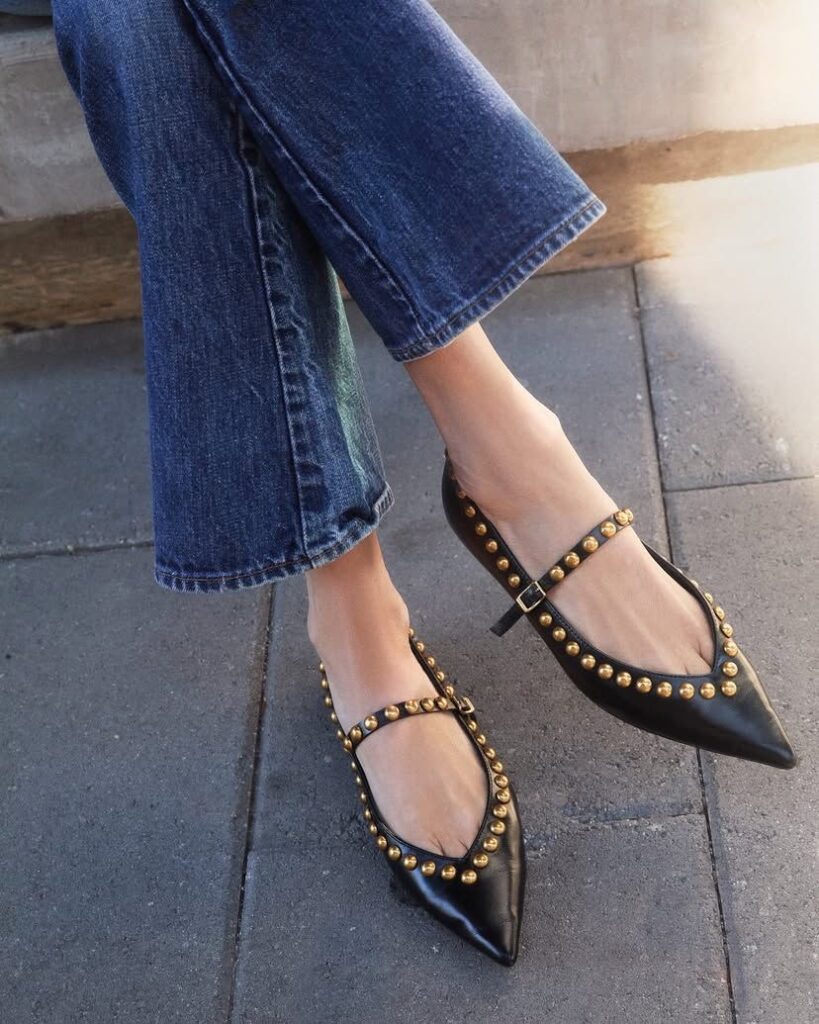 Sapatilha Mary Jane volta como tendência para o street style