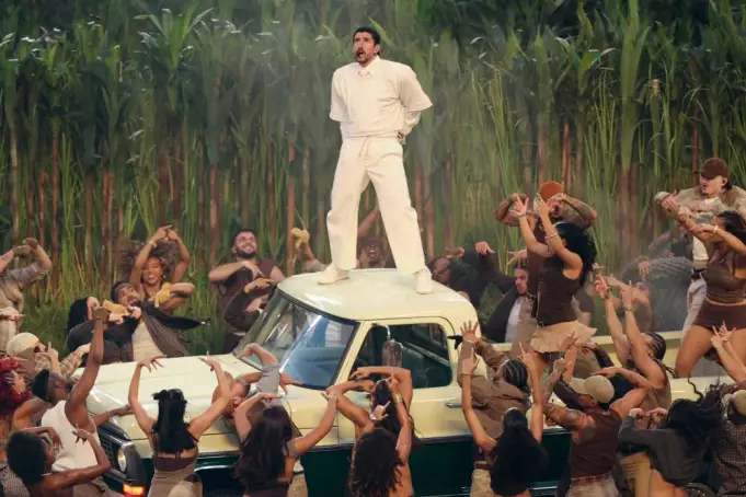 Bad Bunny Super Bowl: Benito realiza marco histórico e cultural no intervalo da NFL
